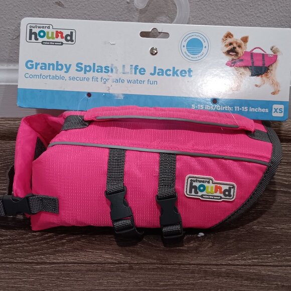 Outward Hound Dog life jacket - Picture 1 of 8